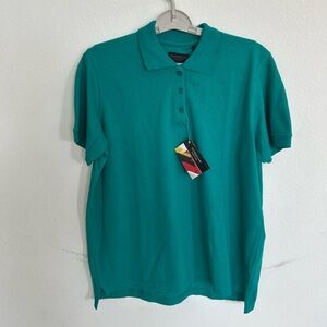 Ultra Club Teal Women’s Polo

Size L

NWT